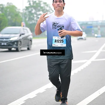 Runner Photo 7331043