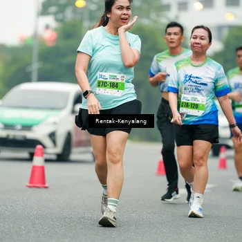 Runner Photo 7331068