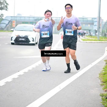Runner Photo 7331073