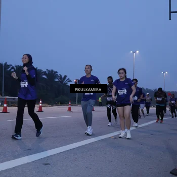 Runner Photo 7331088