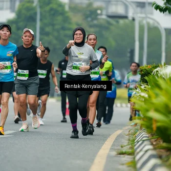 Runner Photo 7331275