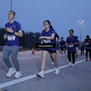 Runner Photo 7331330