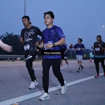 Runner Photo 7331372