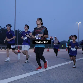 Runner Photo 7331403