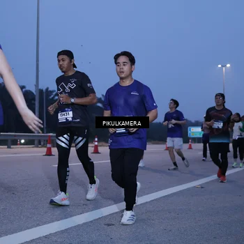 Runner Photo 7331409