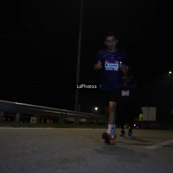 Runner Photo 7331475