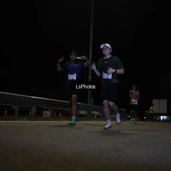 Runner Photo 7331546