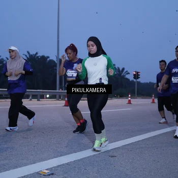 Runner Photo 7331666