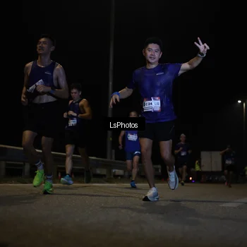 Runner Photo 7331669