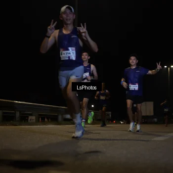 Runner Photo 7331692