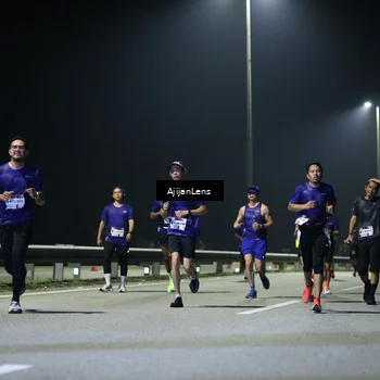 Runner Photo 7331699