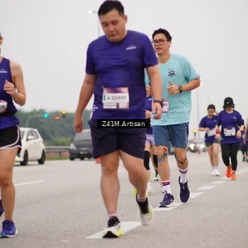 Runner Photo 7331704