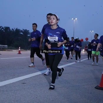 Runner Photo 7331708