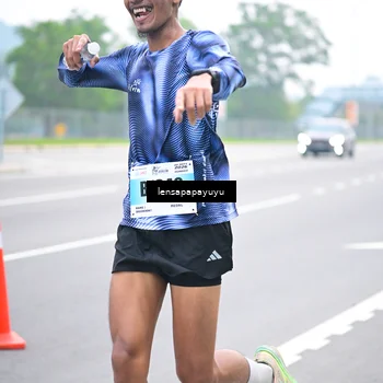 Runner Photo 7331724