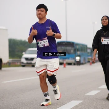 Runner Photo 7331747