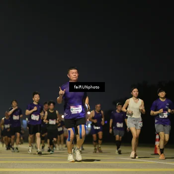 Runner Photo 7331995