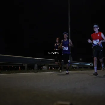 Runner Photo 7332024
