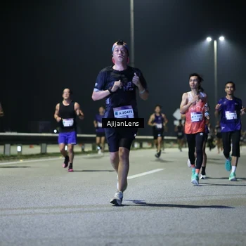 Runner Photo 7332030