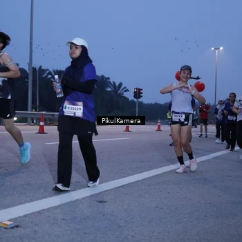 Runner Photo 7332056