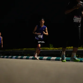 Runner Photo 7332074