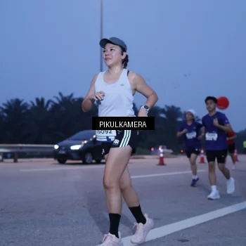 Runner Photo 7332101