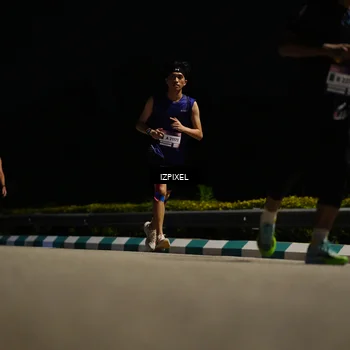 Runner Photo 7332104
