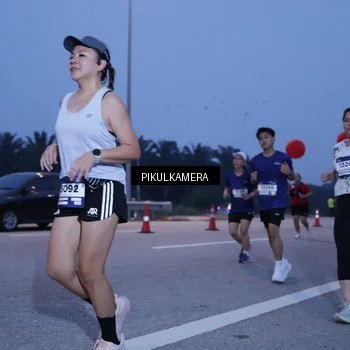 Runner Photo 7332117