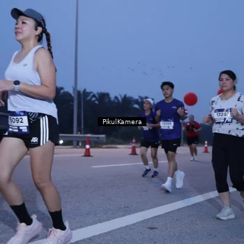 Runner Photo 7332157