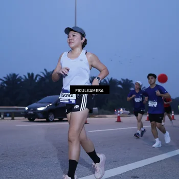 Runner Photo 7332168