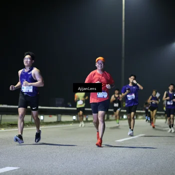 Runner Photo 7332291