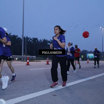 Runner Photo 7332389