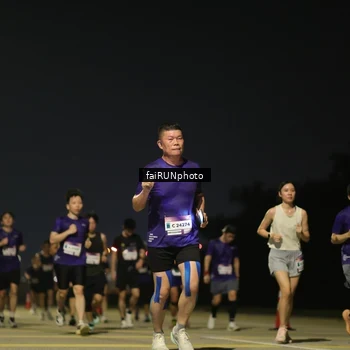 Runner Photo 7332457