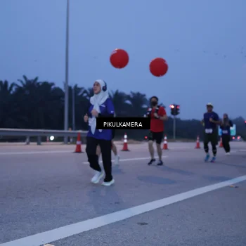 Runner Photo 7332471