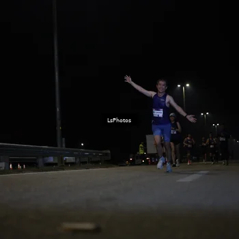 Runner Photo 7332484