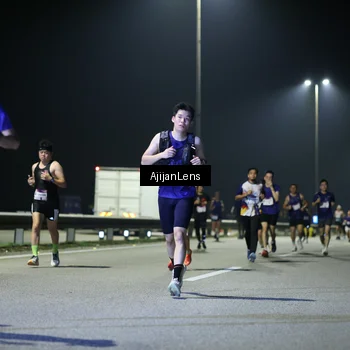 Runner Photo 7332536