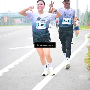 Runner Photo 7332556