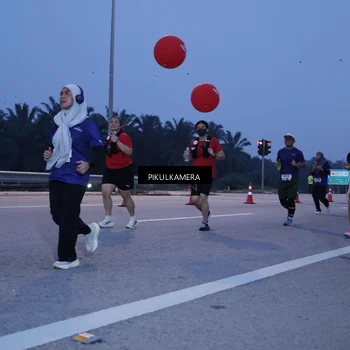 Runner Photo 7332569