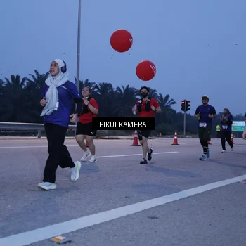 Runner Photo 7332571