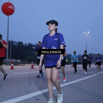 Runner Photo 7332572