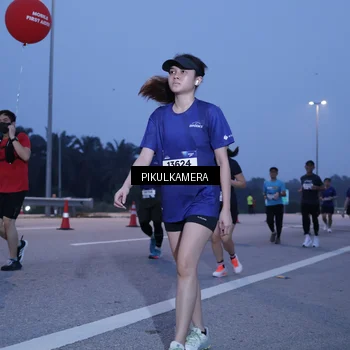 Runner Photo 7332574