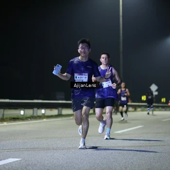 Runner Photo 7332655