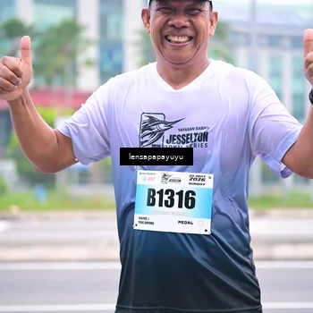 Runner Photo 7332661