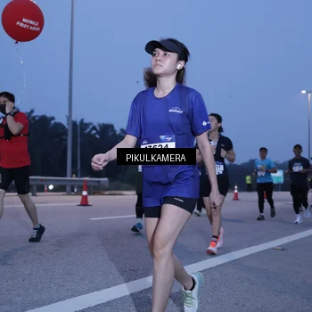 Runner Photo 7332666