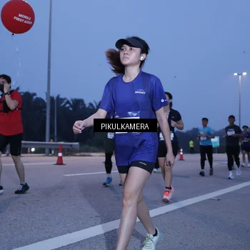 Runner Photo 7332686