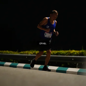 Runner Photo 7332707