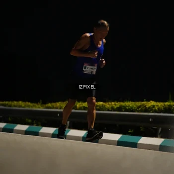 Runner Photo 7332758