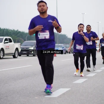Runner Photo 7332774