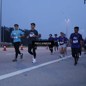 Runner Photo 7332801