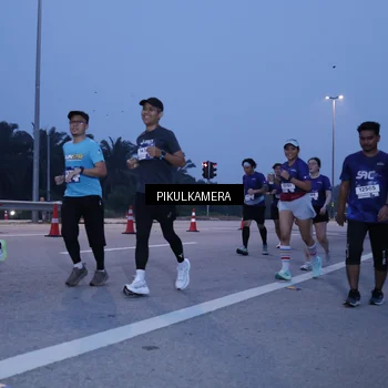 Runner Photo 7332804