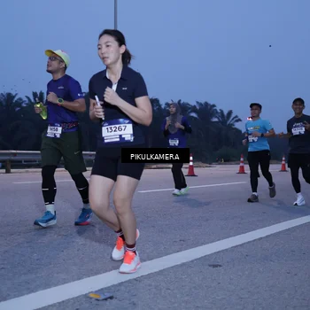 Runner Photo 7332832